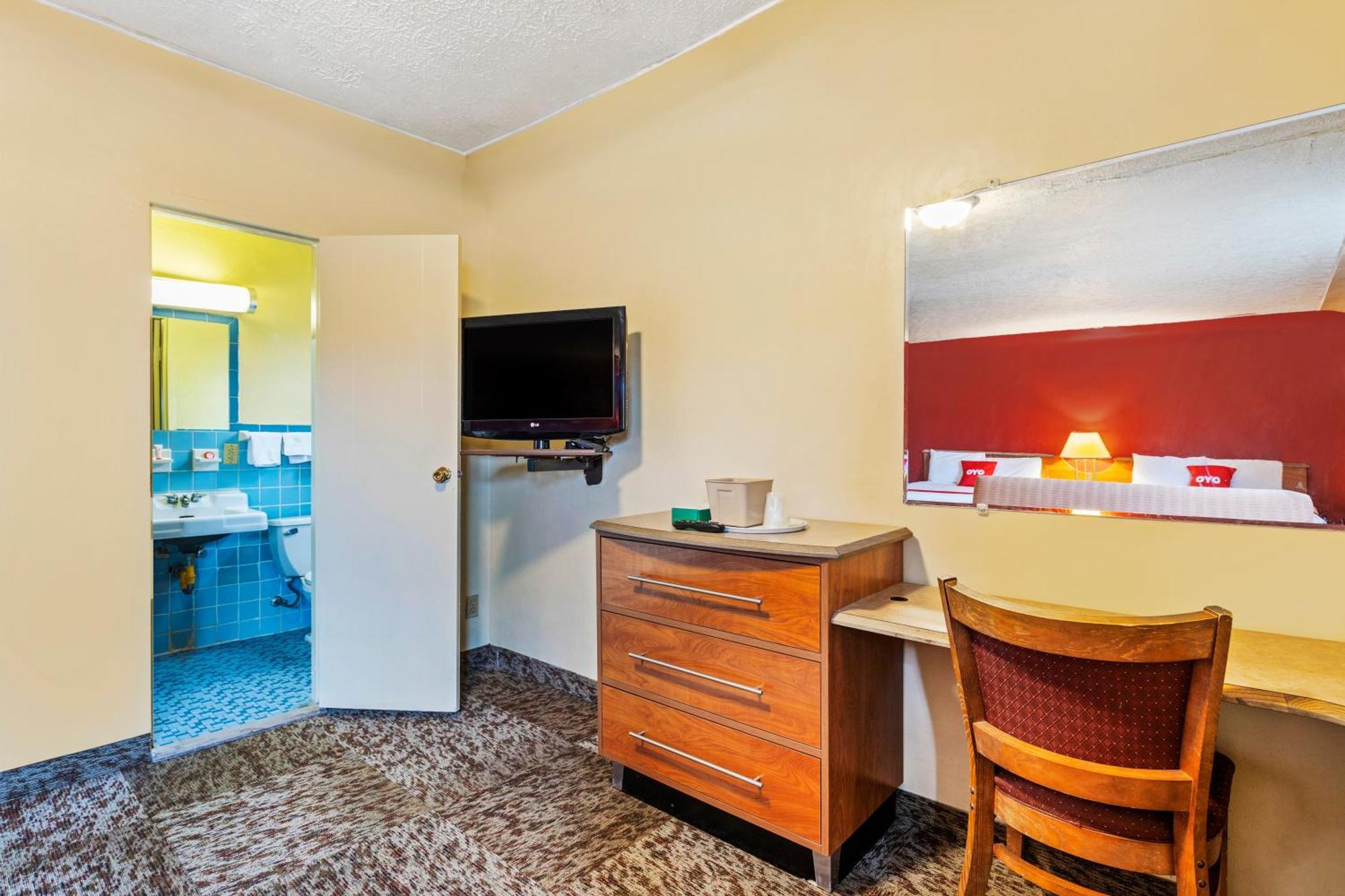 Oyo Hotel North Lima Oh - Boardman Екстер'єр фото